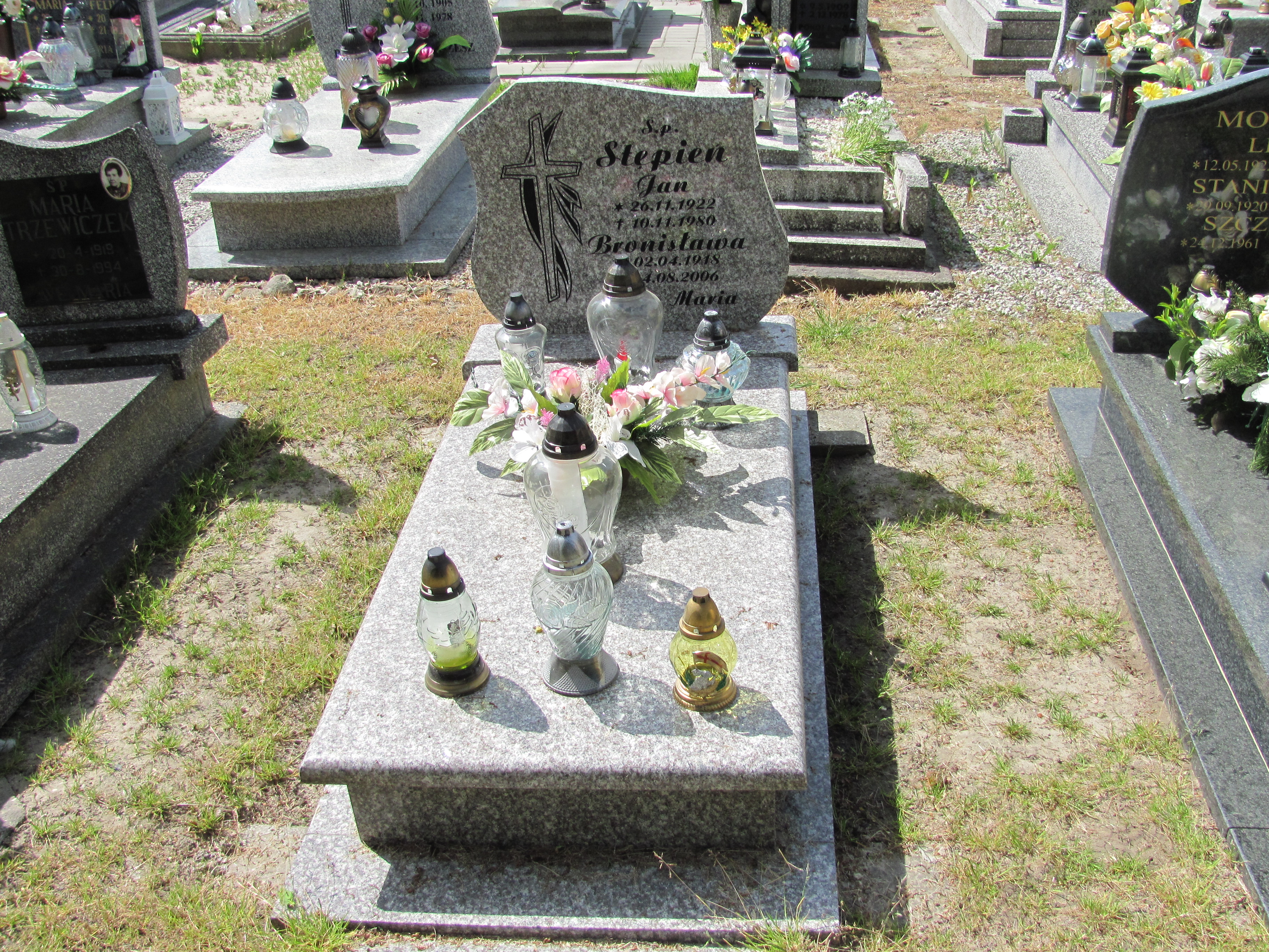 Grób Bronisława Stępień